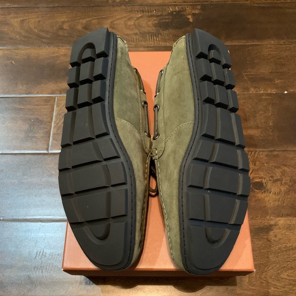 Coach Green Suede - Picture 2 of 6